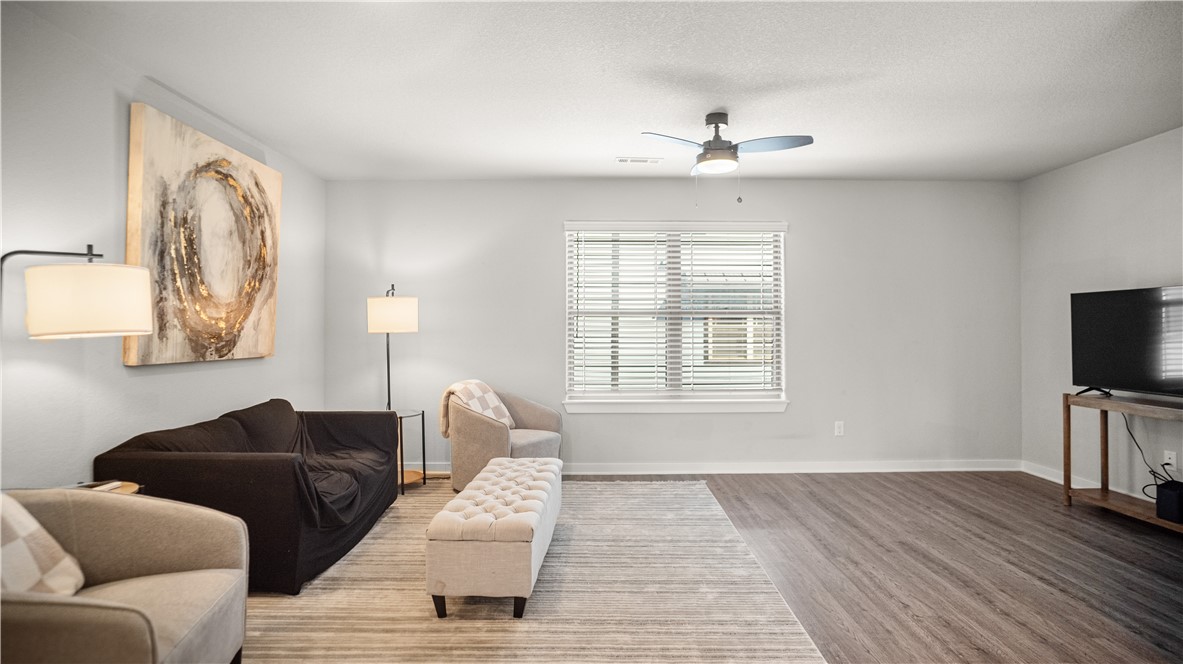 Bourbon Street Twnhms Hpr - Residential