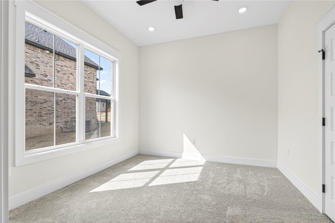 Wells Lake Cottages At Chaffee Crossing - Residential