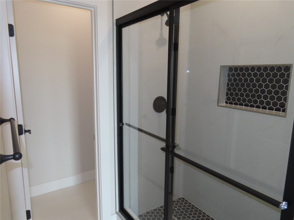 Crystal Cove Ph I - Residential Lease