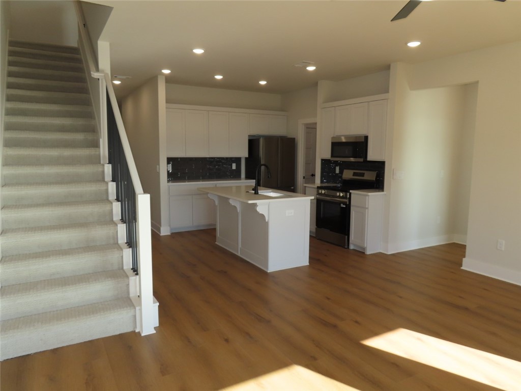 Crystal Cove Ph I - Residential Lease