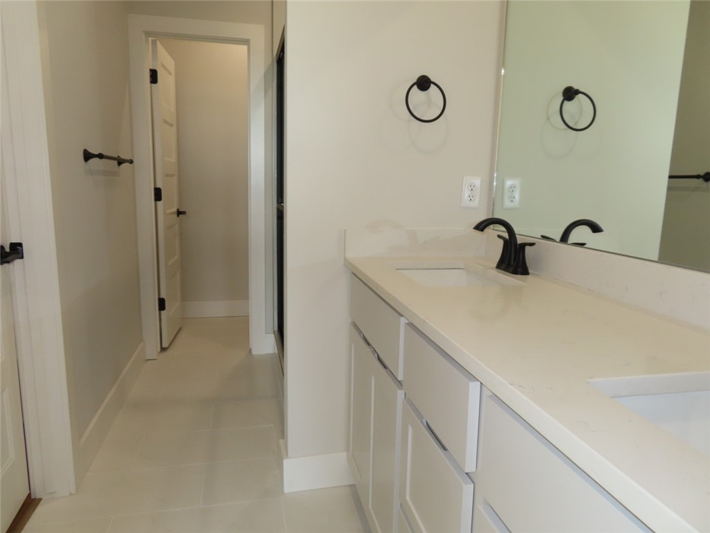 Crystal Cove Ph I - Residential Lease