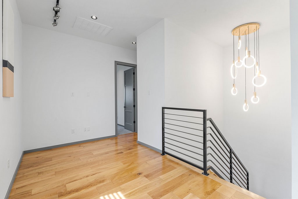 McAndrew & Jackson - Residential