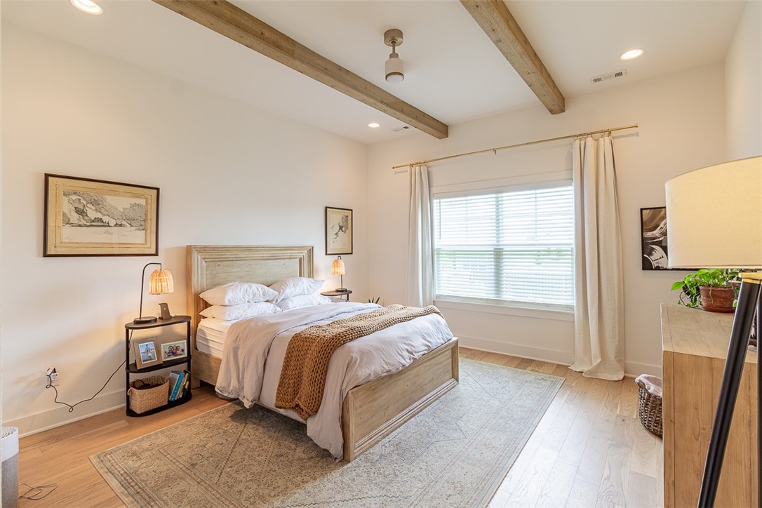 Crescent View - Residential