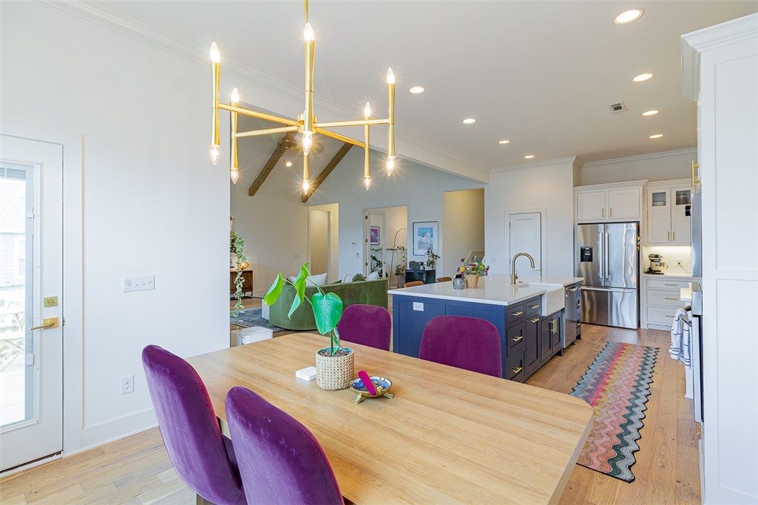 Crescent View - Residential