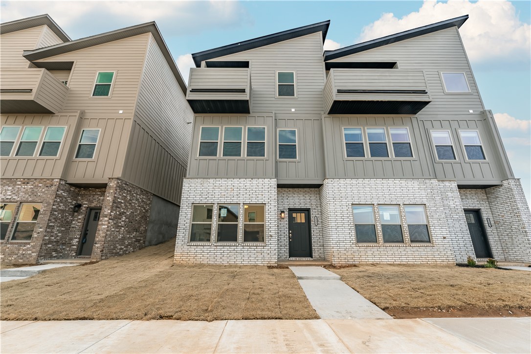 View Fayetteville, AR 72704 townhome