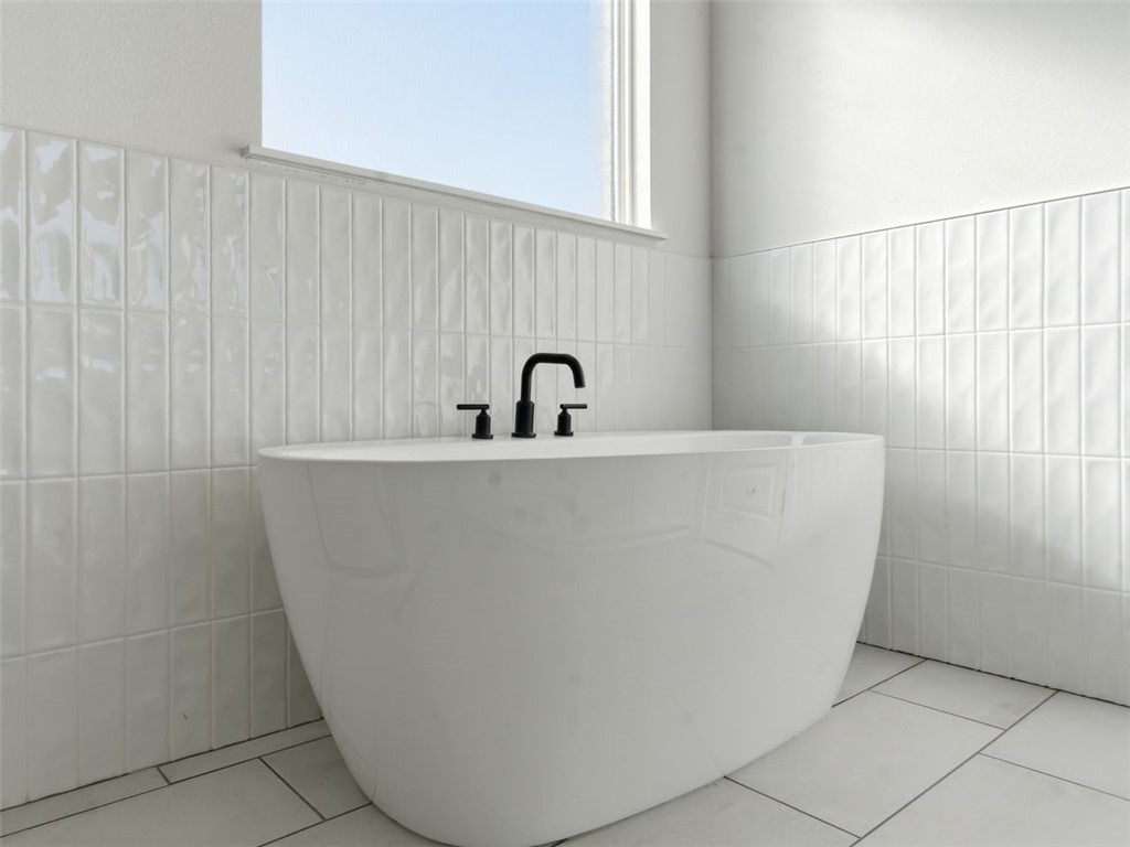 Noah's Landing - Residential