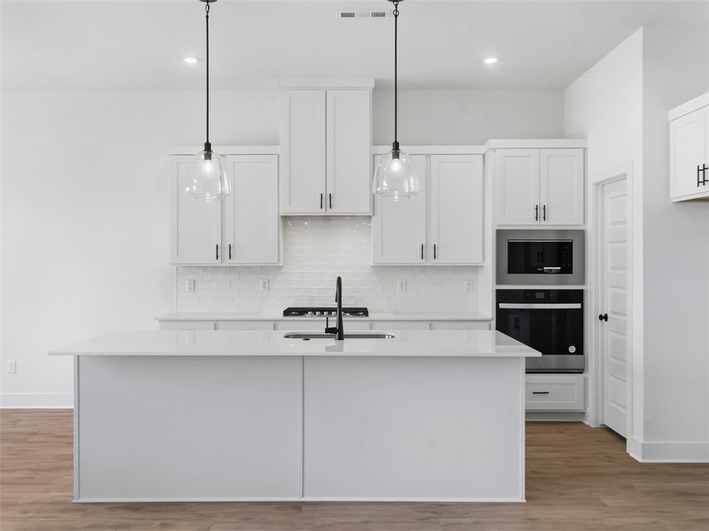 Noah's Landing - Residential