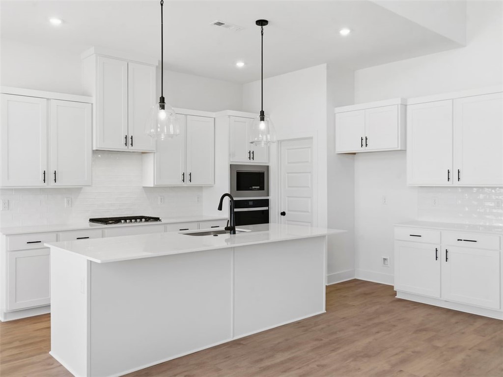 Noah's Landing - Residential