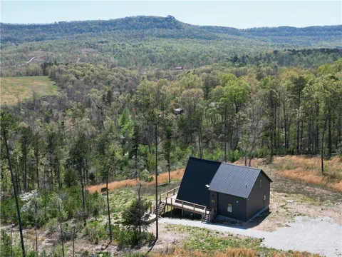 MLS: 1305955