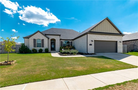 Photo of 2925 E Bitterroot Street, Fayetteville, AR 72701 (MLS # 1362410)