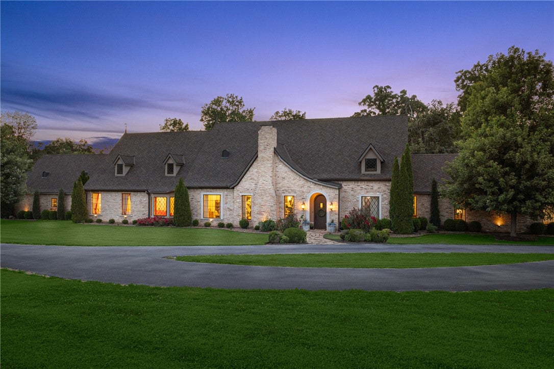9515 (5AC) Nomad Road