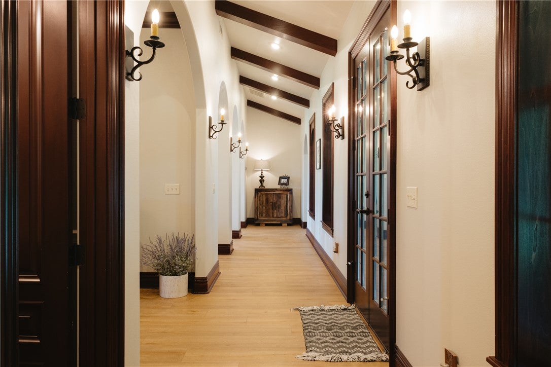 9515 (5AC) Nomad Road