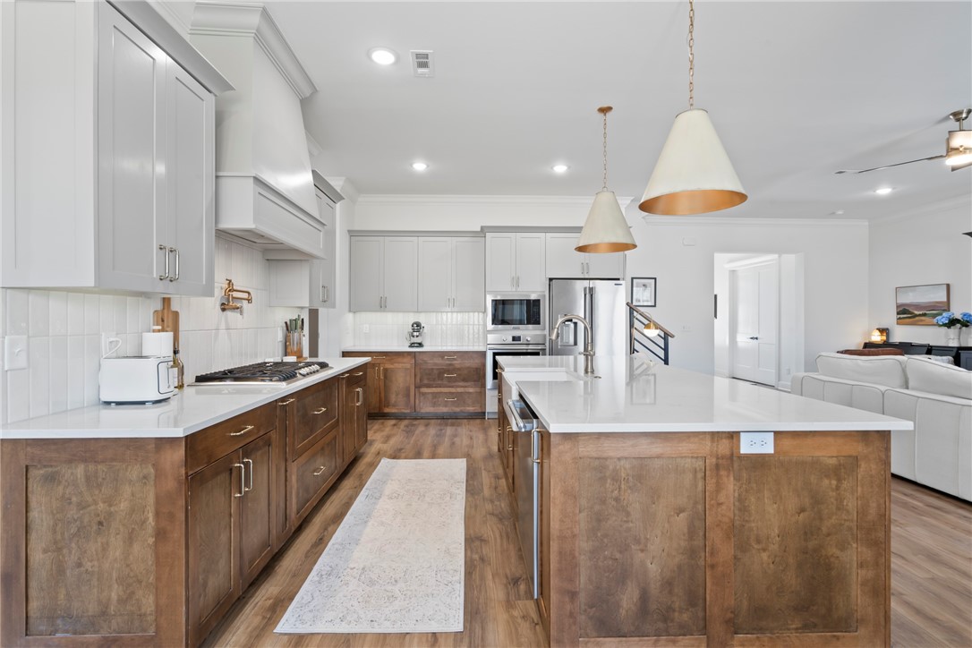 Cobble Creek Sub Rogers - Residential
