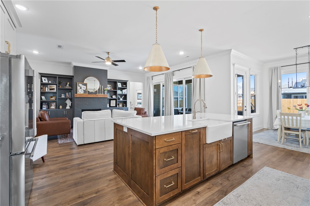 Cobble Creek Sub Rogers - Residential
