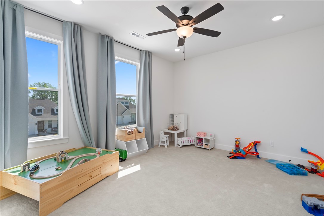Cobble Creek Sub Rogers - Residential