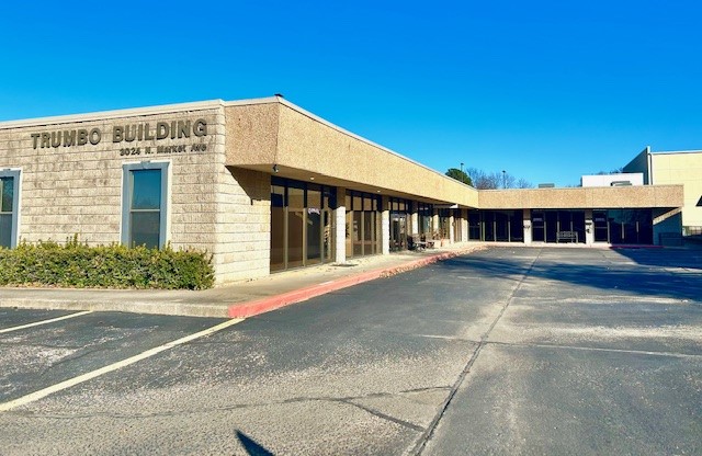 College Market Add - Commercial Lease