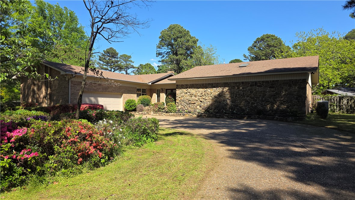 Skyline Manor - Residential