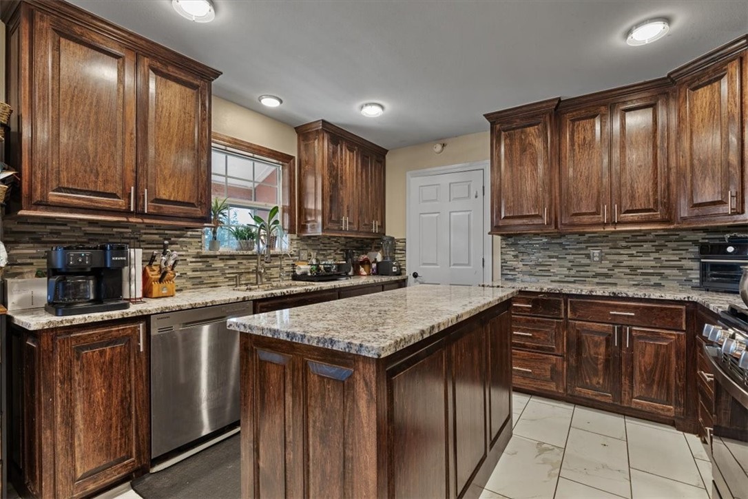 Not in subdivision - Residential