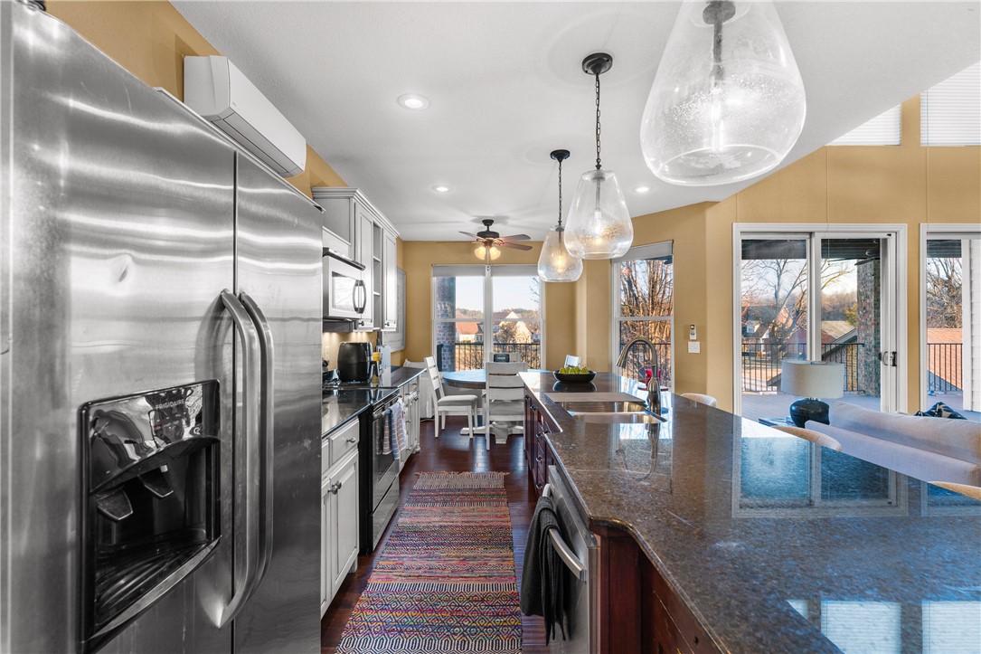 Vans Lakeside Acres Rurban - Residential