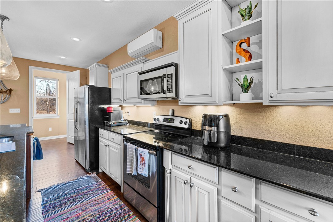 Vans Lakeside Acres Rurban - Residential