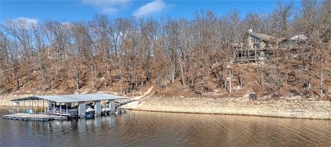 Photo of 16279 Tomahawk Trail, Rogers, AR 72756 (MLS # 1329608)