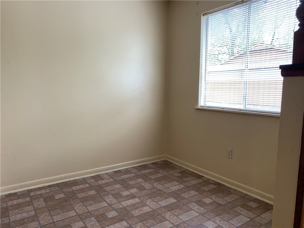 2-17-30 Springdale Outlets - Residential