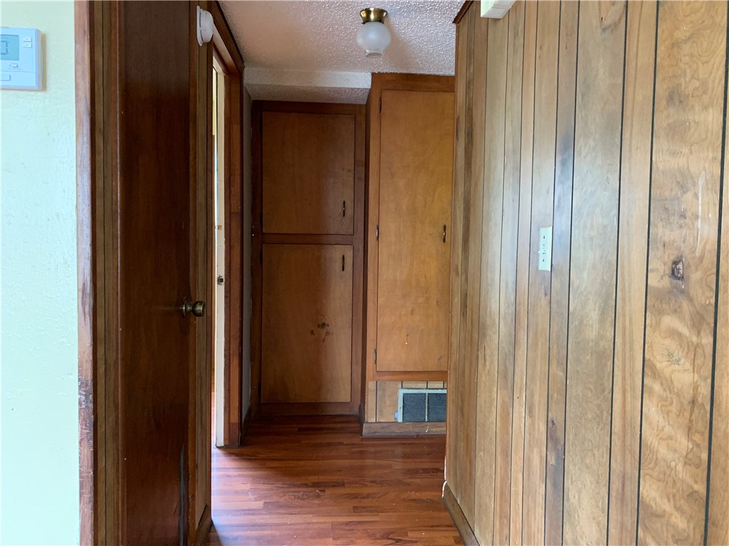 2-17-30 Springdale Outlets - Residential