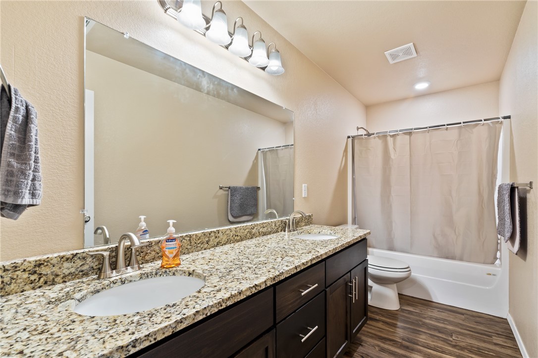 Sunset Ridge Sub Ph 3 Gentry - Residential