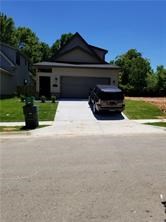 Nice home in Fayetteville, near campus! Home features 3 bedrooms, 3.5 baths, formal office/ study room, granite countertops, tilled wood floors & all appliances. Covered back patio for grilling and entertaining.
