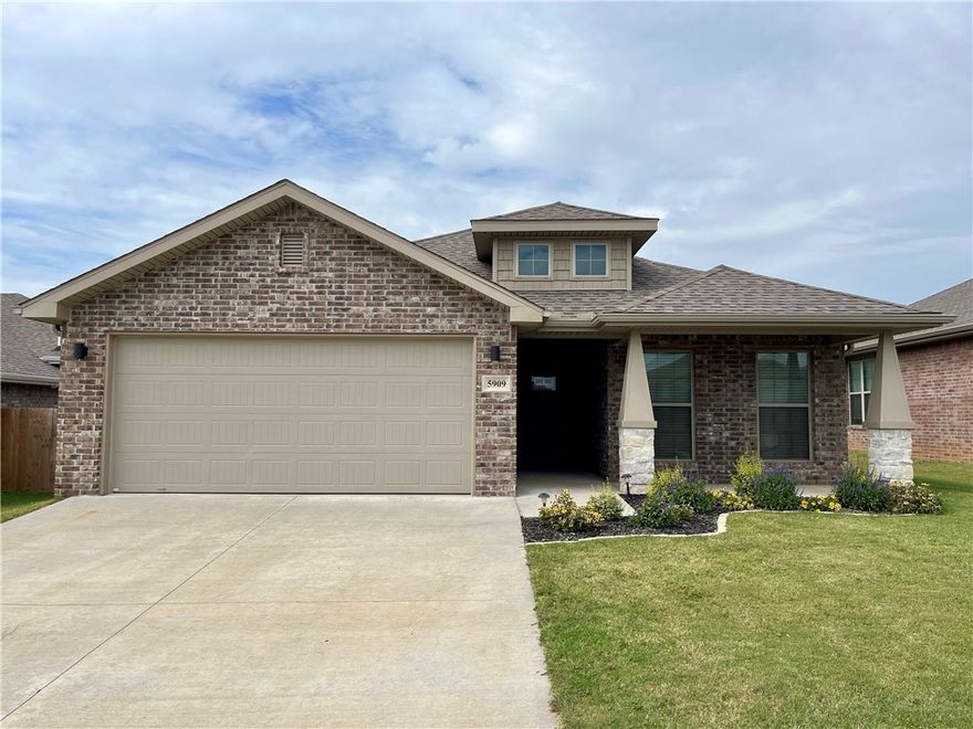 A perfect dual threat house. This one will excel as your next home or your next investment property bringing passive income. 3 bedrooms and 2 bathrooms are situated around an open concept living area with tall ceilings, great lighting and wood look tile. The carpeted bedrooms each have their own attractive details to enjoy when you aren't hanging out around the fireplace or on your covered patio. If you love your furry friends, the neighborhood dog park is less than 300 feet from the driveway. Whether it's for your home or a home to provide for someone else this one has what you're looking for.