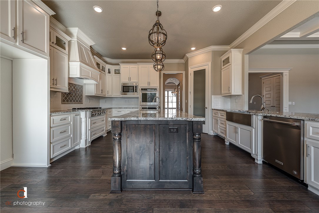 Copper Ridge Court Little Flock - Residential