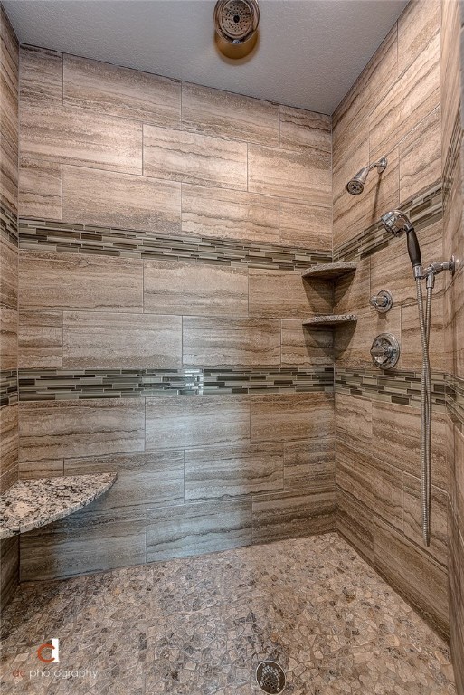 Copper Ridge Court Little Flock - Residential