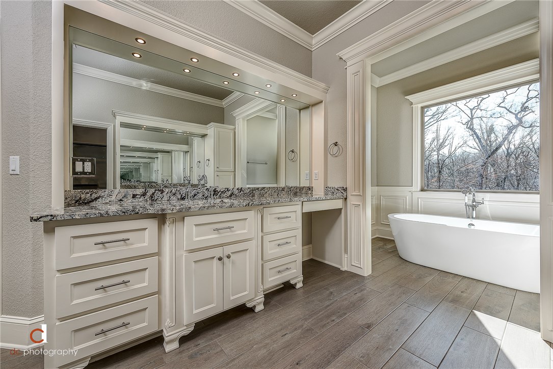 Copper Ridge Court Little Flock - Residential