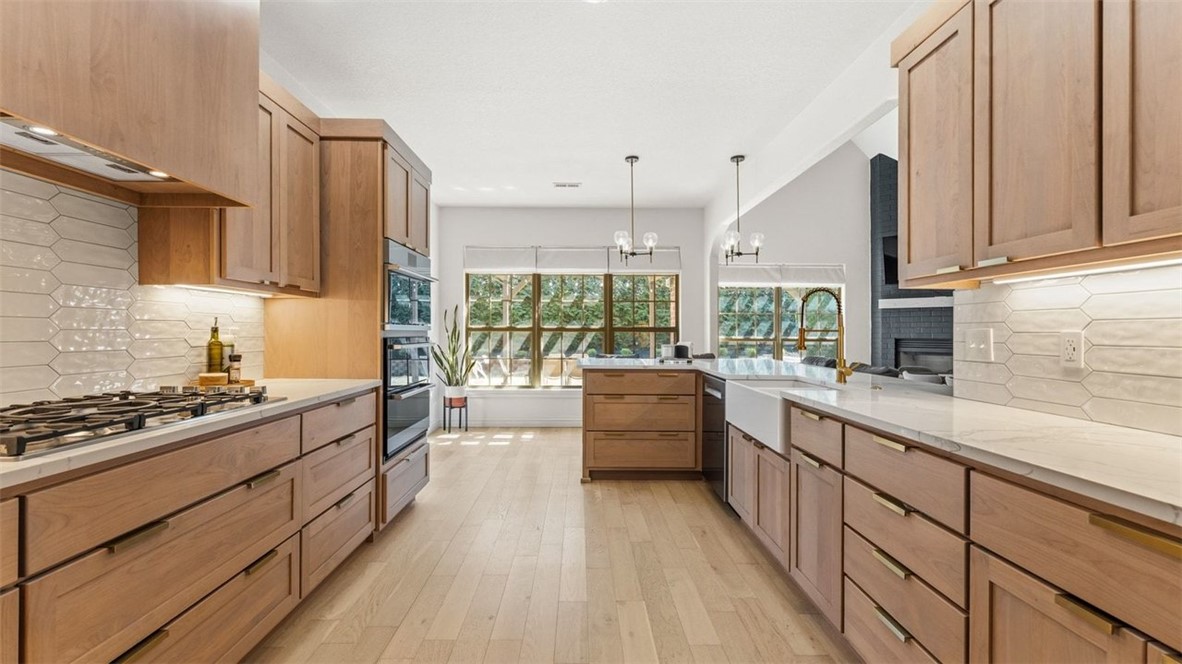 Shadow Valley Pud Ph Vii Rogers - Residential