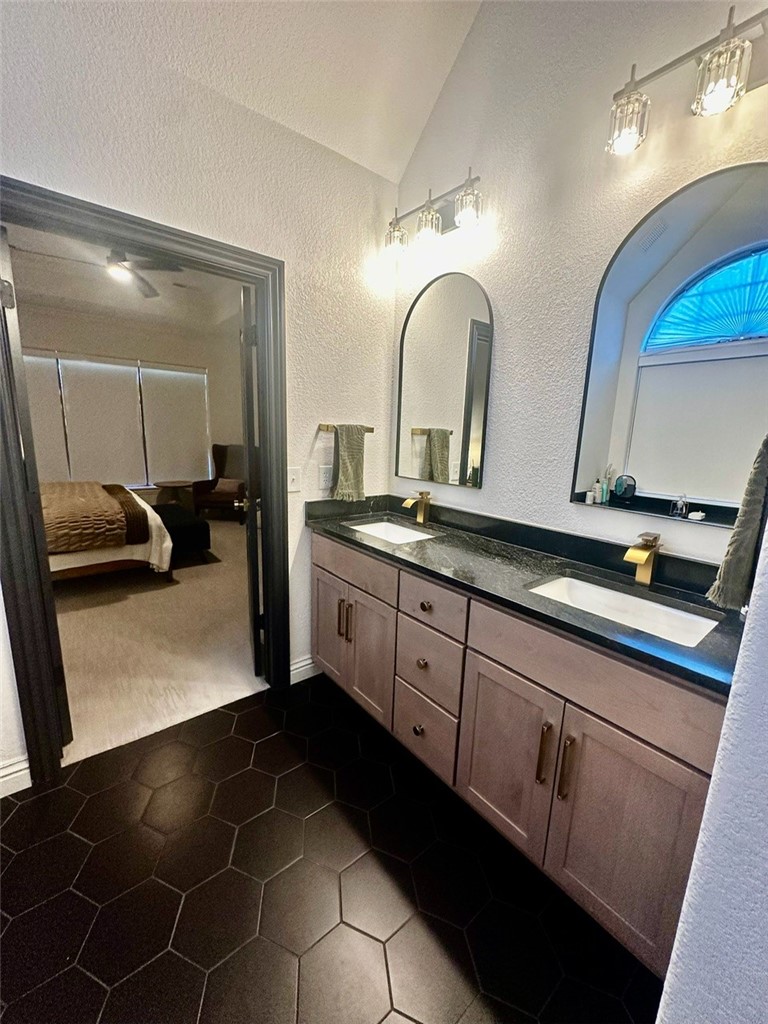 Shadow Valley Pud Ph Vii Rogers - Residential