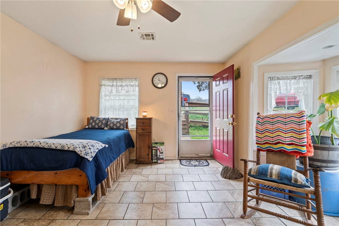 15-21-33 Rural - Residential