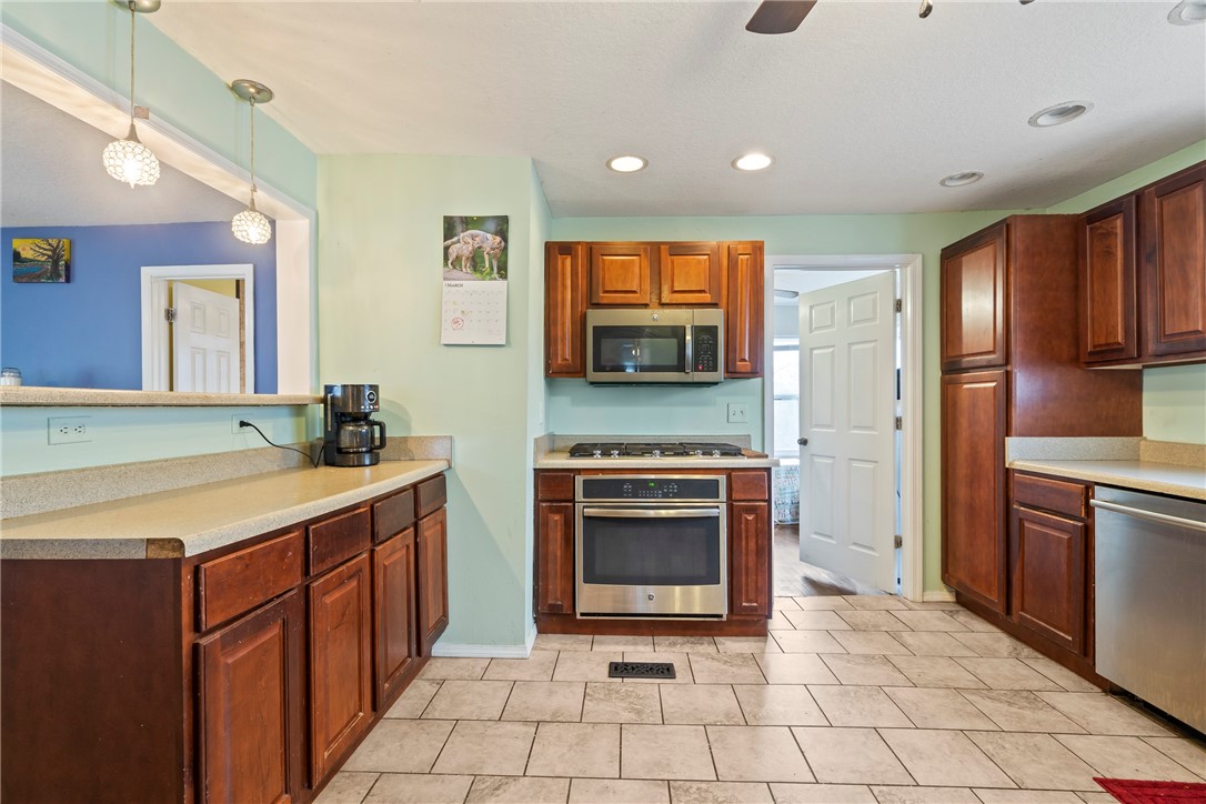 15-21-33 Rural - Residential