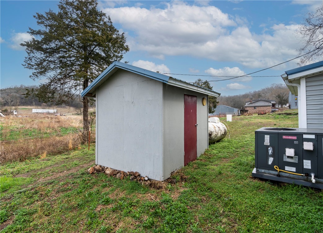 15-21-33 Rural - Residential