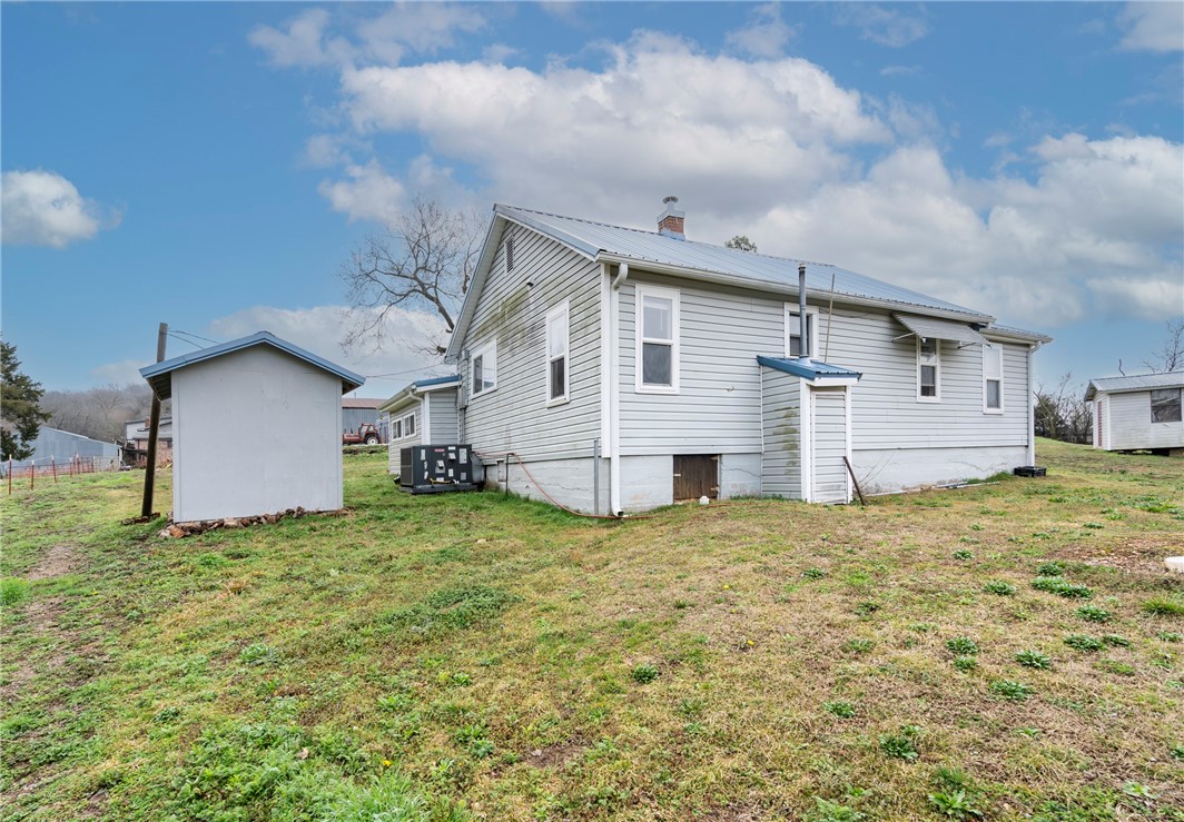 15-21-33 Rural - Residential