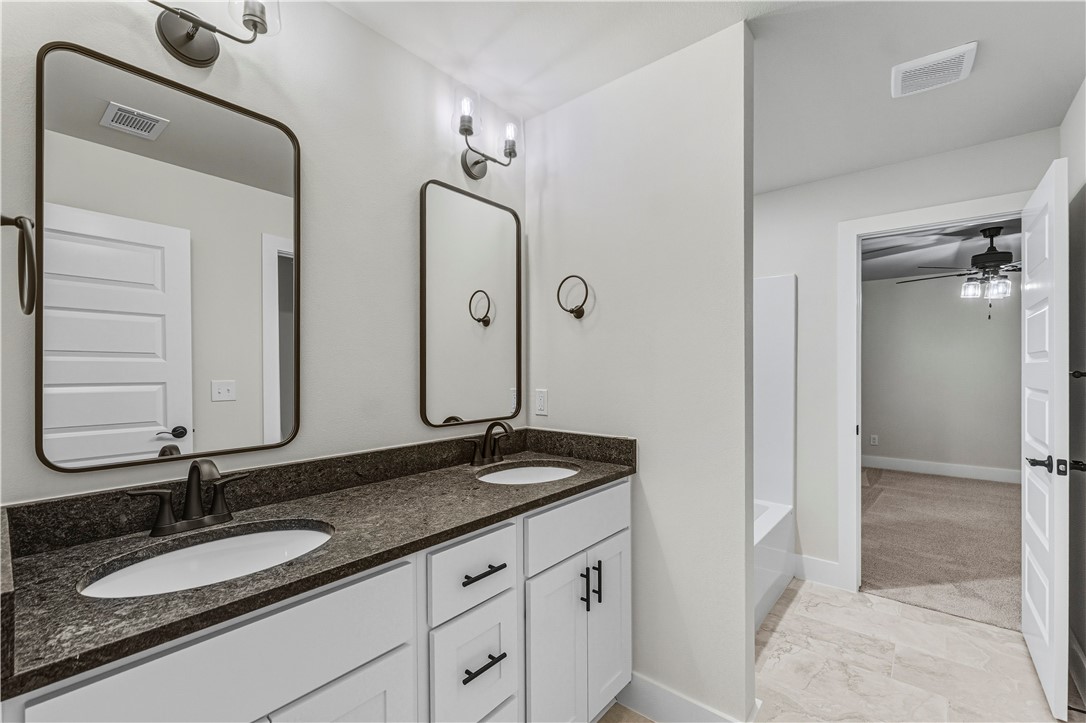 DIAMOND ESTATES PH V-CENTERTON - Residential