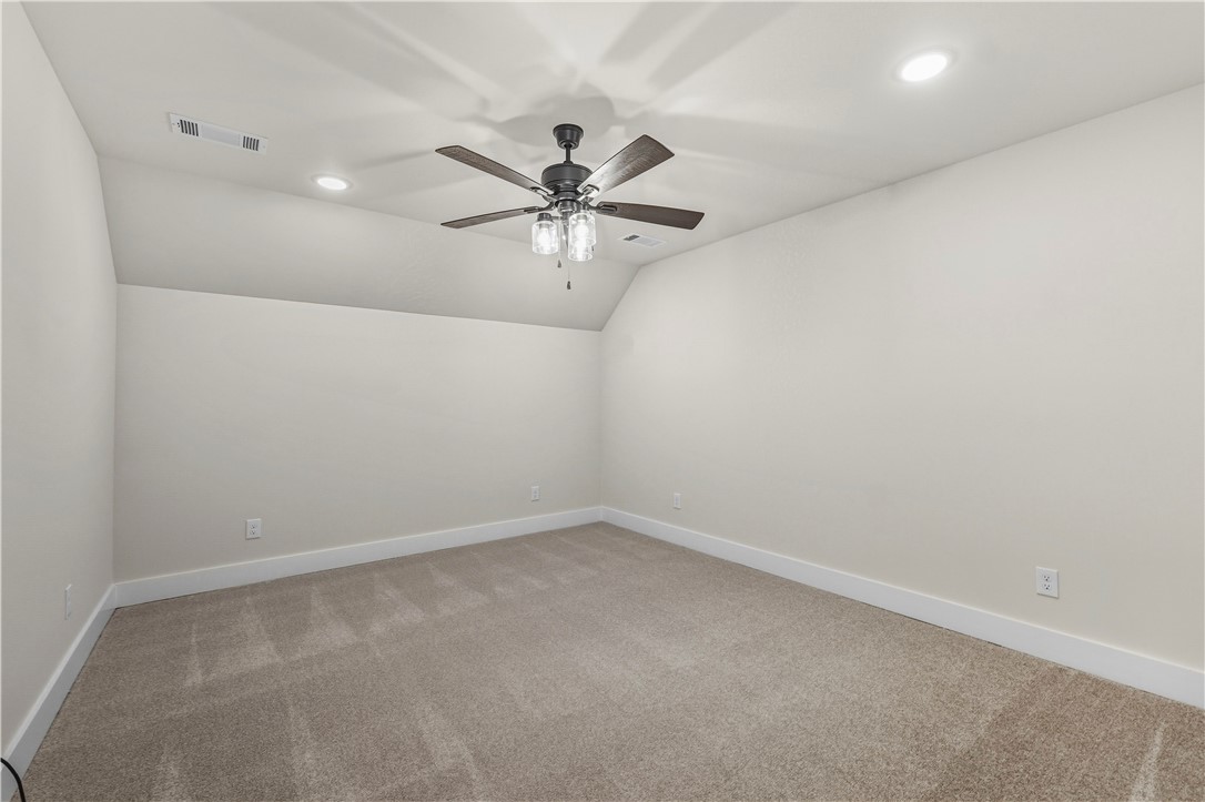 DIAMOND ESTATES PH V-CENTERTON - Residential