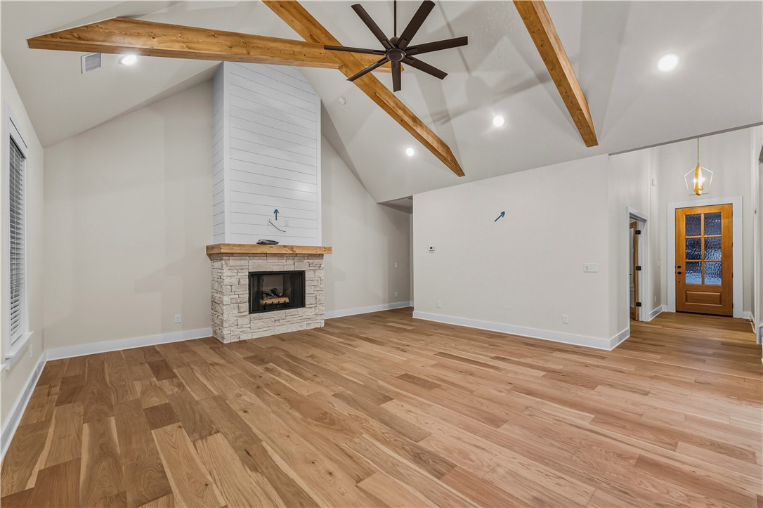 DIAMOND ESTATES PH V-CENTERTON - Residential