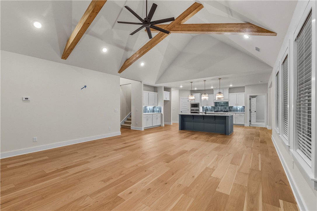 DIAMOND ESTATES PH V-CENTERTON - Residential