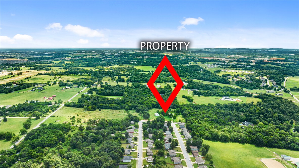 PARKER ESTATES - Land