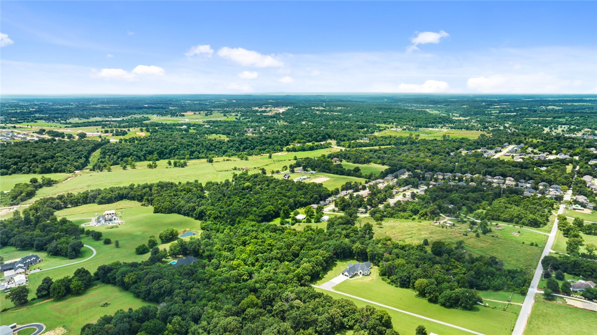 PARKER ESTATES - Land
