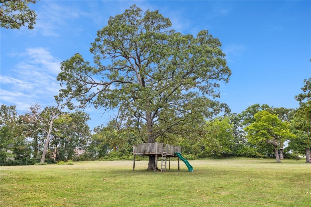 Christian Sub Centerton - Residential