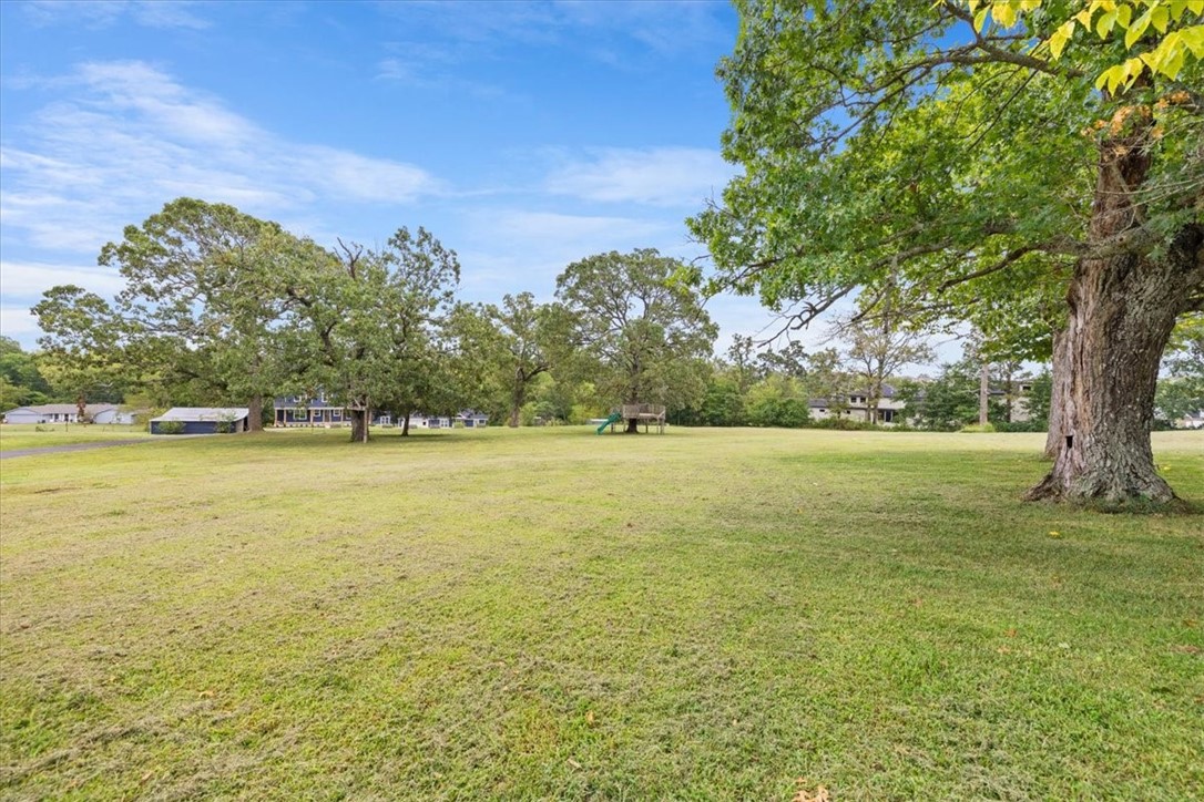 Christian Sub Centerton - Residential