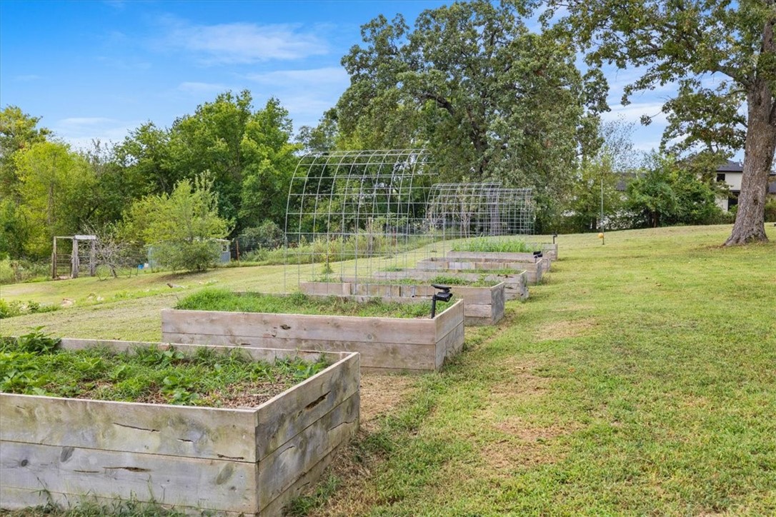 Christian Sub Centerton - Residential