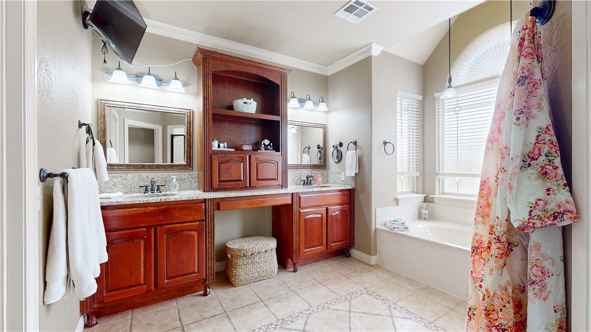 Bermuda Estates Rep - Residential