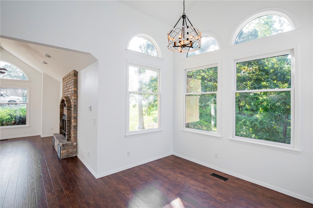 CROW'S NEST THIRD ADD - Residential Lease